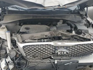 2018 Kia Sorento LX with VIN 5XYPGDA32JG408716, listed as a Copart auction lot 65111604 with 47,822 mi miles and Non Repairable. Bid and sale history available at carsss.com. Image 12.