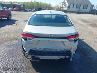 2021 Toyota Corolla LE with VIN 5YFEPMAE8MP153935, listed as a IAAI auction lot 41925043 with 45,896 mi miles. Bid and sale history available at carsss.com. Image 17.