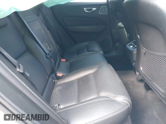 2018 Volvo XC60 Inscription z VIN YV4A22RL3J1032991, wystawiony jako IAAI lot #40540449 z przebiegiem 60 834 mil mil oraz . Historia ofert i sprzedaży dostępna na DreamBid. Obrazek 8.