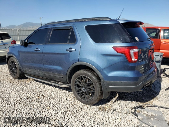 2019 Ford Explorer XLT z VIN 1FM5K8D88KGA39097, wystawiony jako Copart lot #61062594 z przebiegiem 35 578 mil mil oraz Szkoda całkowita • Salvage title. Historia ofert i sprzedaży dostępna na DreamBid. Obrazek 2.