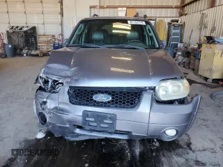 2007 Ford Escape Hybrid with VIN 1FMCU49H17KA07843, listed as a Copart auction lot 81152724 with 170,972 mi miles and Salvage Title. Bid and sale history available at carsss.com. Image 5.