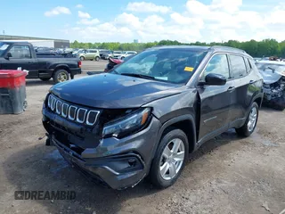 2022 Jeep Compass Latitude with VIN 3C4NJCBB5NT103444, listed as a IAAI auction lot 42237820 with 19,159 mi miles and . Bid and sale history available at DreamBid. Image 17.
