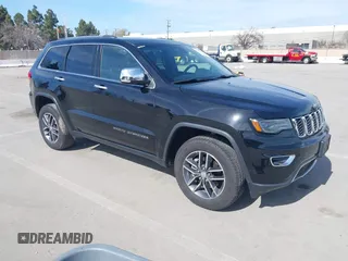 2017 Jeep Grand Cherokee Limited with VIN 1C4RJEBG6HC950000, listed as a IAAI auction lot 41852176 with 101,771 mi miles. Bid and sale history available at carsss.com. Image 1.