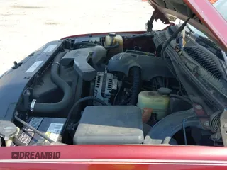 2001 Chevrolet Suburban LS с VIN 1GNFK16T01J221340, выставлен на аукционе IAAI как лот 42588266 с пробегом 296 259 миль миль и . История ставок и продаж доступна на DreamBid. Изображение 12.