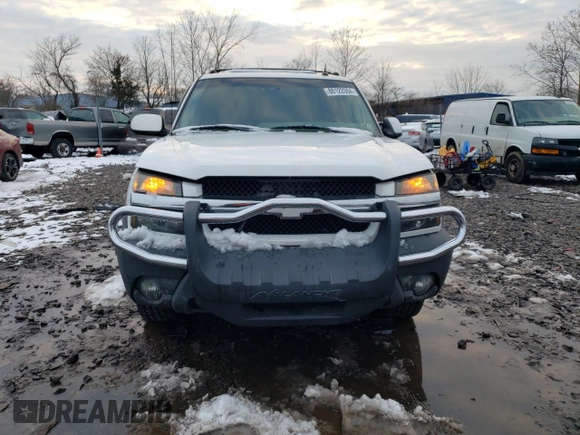 2004 Chevrolet Avalanche Z71 with VIN 3GNEK12T84G244842, listed as a Copart auction lot 86122064 with 157,741 mi miles and Clean Title. Bid and sale history available at DreamBid. Image 5.