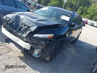 2018 Jeep Cherokee Latitude with VIN 1C4PJLCB0JD542574, listed as a IAAI auction lot 42506963 with 82,474 mi miles and . Bid and sale history available at DreamBid. Image 17.