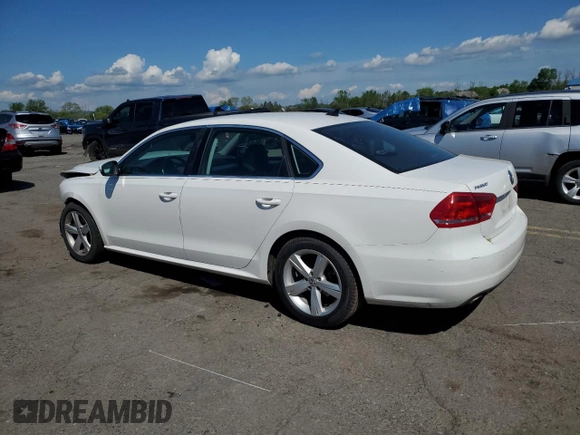 2012 Volkswagen Passat SE с VIN 1VWBP7A31CC084951, выставлен на аукционе Copart как лот 55726145 с пробегом 98 654 миль миль и Списание • Salvage title. История ставок и продаж доступна на DreamBid. Изображение 2.