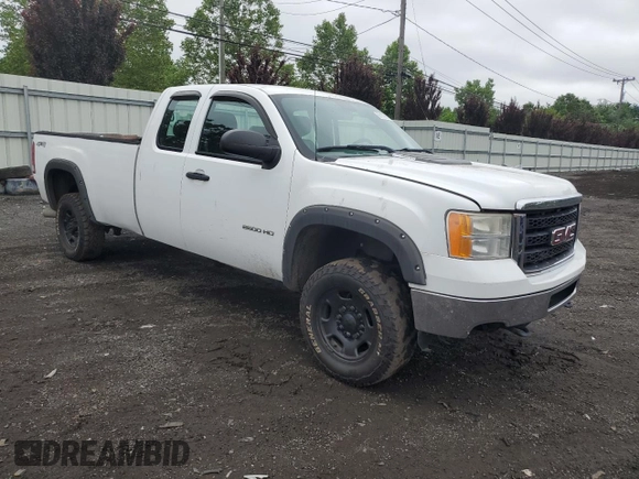 2013 GMC Sierra 2500HD Work Truck z VIN 1GT22ZC82DZ229449, wystawiony jako Copart lot #61175655 z przebiegiem Nie podano mil oraz Szkoda całkowita • Salvage title. Historia ofert i sprzedaży dostępna na DreamBid. Obrazek 4.