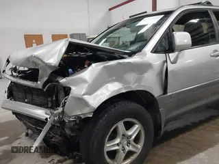 2002 Lexus RX 300 с VIN JTJHF10U020278648, выставлен на аукционе IAAI как лот 42312227 с пробегом Не указан миль и . История ставок и продаж доступна на DreamBid. Изображение 6.