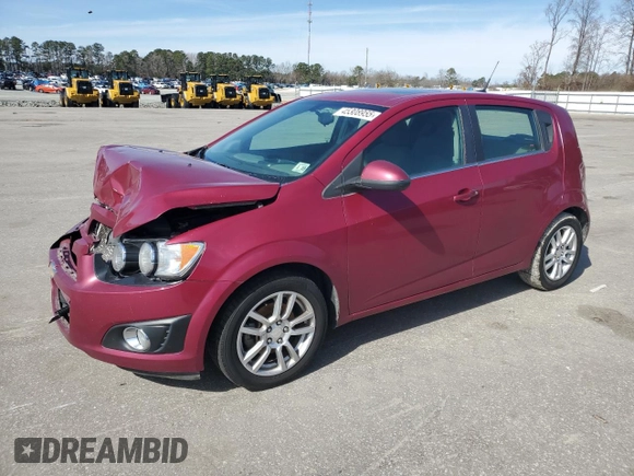 2014 Chevrolet Sonic LT with VIN 1G1JC6SB7E4120416, listed as a Copart auction lot 45308955 with 92,472 mi miles and Salvage Title. Bid and sale history available at carsss.com. Image 1.