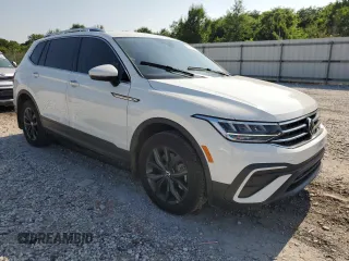 2024 Volkswagen Tiguan SE with VIN 3VV3B7AX8RM067341, listed as a Copart auction lot 59422165 with 12,464 mi miles and Salvage title. Bid and sale history available at DreamBid. Image 4.