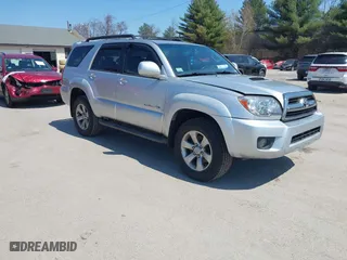 2006 Toyota 4Runner SR5 with VIN JTEBU14R368056256, listed as a IAAI auction lot 42123947 with 277,747 mi miles. Bid and sale history available at carsss.com. Image 1.