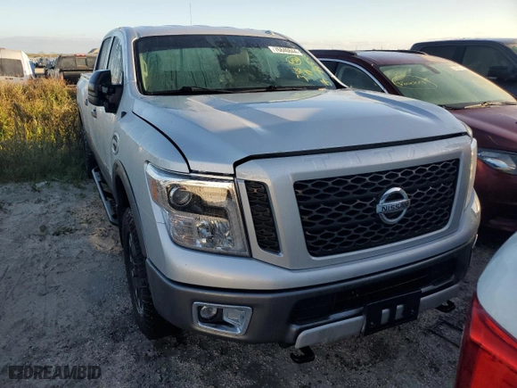 2019 Nissan Titan XD SV with VIN 1N6BA1F46KN520020, listed as a Copart auction lot 76840844 with 25,720 mi miles and Non Repairable. Bid and sale history available at carsss.com. Image 5.