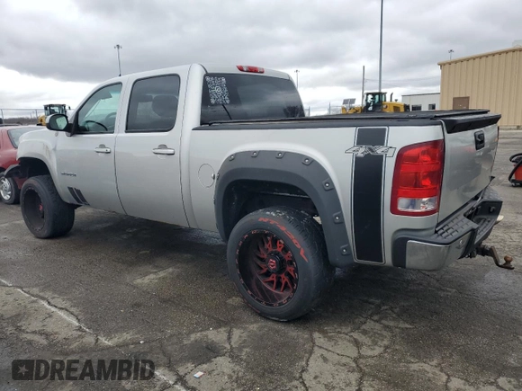 2010 GMC Sierra 1500 SLT z VIN 3GTRKWE31AG137534, wystawiony jako Copart lot #49826025 z przebiegiem 161 308 mil mil oraz Szkoda całkowita • Salvage title. Historia ofert i sprzedaży dostępna na DreamBid. Obrazek 2.