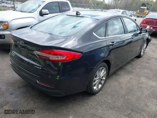 2019 Ford Fusion Hybrid SE with VIN 3FA6P0LU8KR106192, listed as a IAAI auction lot 41917627 with 89,684 mi miles. Bid and sale history available at carsss.com. Image 4.
