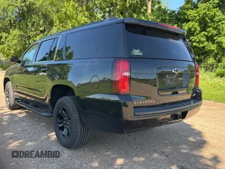 2017 Chevrolet Suburban LT with VIN 1GNSKHKC7HR377710, listed as a Copart auction lot 55876385 with 149,195 mi miles and Clean Title. Bid and sale history available at DreamBid. Image 3.