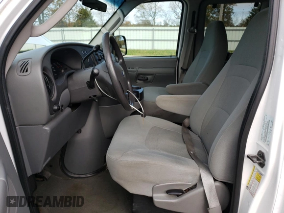 2008 Ford Econoline Passenger XL with VIN 1FBNE31L98DB47511, listed as a Copart auction lot 80104164 with 221,581 mi miles and Clean Title. Bid and sale history available at carsss.com. Image 7.