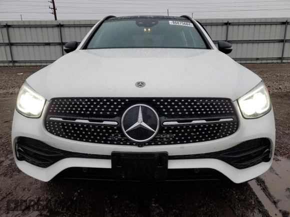 2020 Mercedes-Benz GLC 300 z VIN W1N0G8EBXLF764663, wystawiony jako Copart lot #86875684 z przebiegiem 42 438 mil mil oraz Szkoda całkowita • Salvage title. Historia ofert i sprzedaży dostępna na DreamBid. Obrazek 5.