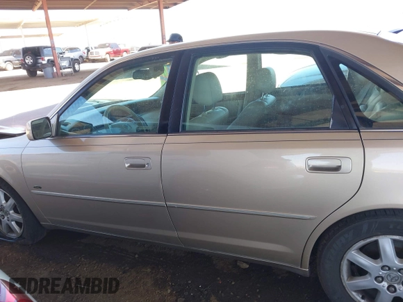 2002 Toyota Avalon XL with VIN 4T1BF28B12U264151, listed as a IAAI auction lot 42111490 with Not Provided miles and . Bid and sale history available at DreamBid. Image 14.