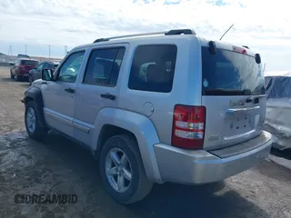 2008 Jeep Liberty Limited with VIN 1J8GN58K98W208267, listed as a IAAI auction lot 41752432 with 222,540 mi miles and . Bid and sale history available at carsss.com. Image 3.