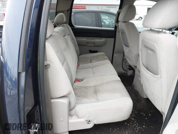 2009 Chevrolet Silverado 1500 LT with VIN 3GCEK23349G289295, listed as a IAAI auction lot 41752819 with 205,931 mi miles and . Bid and sale history available at DreamBid. Image 8.