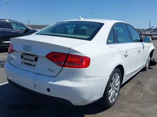 2011 Audi A4 Premium Plus z VIN WAUFFAFL2BA091511, wystawiony jako IAAI lot #41930126 z przebiegiem 248 428 mil mil oraz . Historia ofert i sprzedaży dostępna na DreamBid. Obrazek 4.