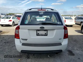 2007 Kia Rondo LX with VIN KNAFG525877088869, listed as a Copart auction lot 81539624 with 136,588 mi miles and Clean Title. Bid and sale history available at carsss.com. Image 6.