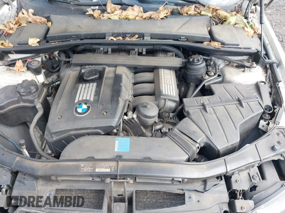 2007 BMW 3 Series 328xi with VIN WBAVC93577KX53139, listed as a IAAI auction lot 41719473 with 155,716 mi miles. Bid and sale history available at carsss.com. Image 10.