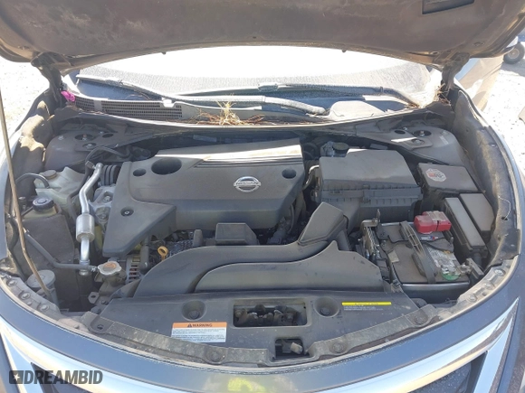 2013 Nissan Altima 2.5 S with VIN 1N4AL3AP0DN530332, listed as a IAAI auction lot 41841707 with 87,096 mi miles. Bid and sale history available at carsss.com. Image 10.