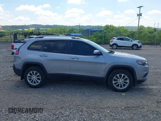 2020 Jeep Cherokee Latitude with VIN 1C4PJMCB8LD518449, listed as a IAAI auction lot 42607389 with 75,753 mi miles and . Bid and sale history available at DreamBid. Image 13.