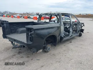 2021 Chevrolet Silverado 1500 RST with VIN 3GCPWDED5MG330038, listed as a IAAI auction lot 41335083 with Not Provided miles. Bid and sale history available at carsss.com. Image 4.