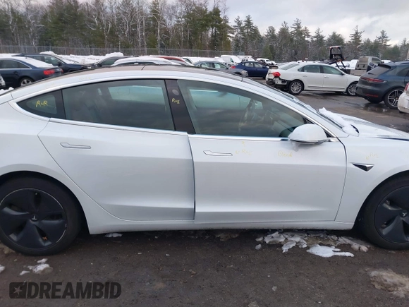 2020 Tesla Model 3 Long Range with VIN 5YJ3E1EB6LF784169, listed as a IAAI auction lot 40957226 with 96,415 mi miles. Bid and sale history available at carsss.com. Image 14.