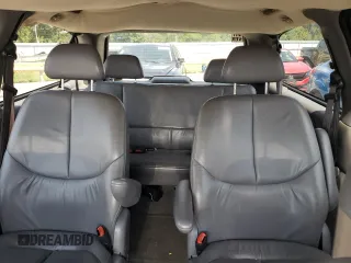 2000 Chrysler Town & Country LXi with VIN 1C4GP54L2YB534385, listed as a Copart auction lot 69637894 with 166,632 mi miles and Salvage Title. Bid and sale history available at carsss.com. Image 10.