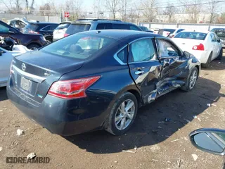 2013 Nissan Altima 2.5 SL with VIN 1N4AL3AP7DC292118, listed as a IAAI auction lot 41886459 with 198,385 mi miles. Bid and sale history available at carsss.com. Image 4.