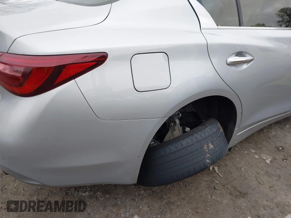 2019 Infiniti Q50 3.0t LUXE with VIN JN1EV7AP1KM519553, listed as a IAAI auction lot 41265684 with 84,120 mi miles. Bid and sale history available at carsss.com. Image 6.