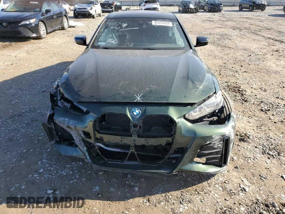 2023 BMW i4 eDrive40 z VIN WBY73AW08PFN49504, wystawiony jako Copart lot #85935954 z przebiegiem Nie podano mil oraz Szkoda całkowita • Salvage title. Historia ofert i sprzedaży dostępna na DreamBid. Obrazek 5.