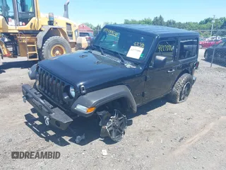 2021 Jeep Wrangler Sport S z VIN 1C4HJXAG6MW872318, wystawiony jako IAAI lot #42273906 z przebiegiem 31 003 mil mil oraz . Historia ofert i sprzedaży dostępna na DreamBid. Obrazek 2.