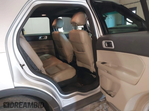 2014 Ford Explorer XLT with VIN 1FM5K7D89EGA52570, listed as a IAAI auction lot 41307178 with 286,243 mi miles and . Bid and sale history available at DreamBid. Image 8.