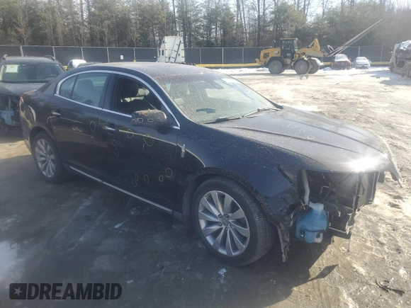 2016 Lincoln MKS z VIN 1LNHL9DK0GG600153, wystawiony jako Copart lot #41561325 z przebiegiem 71 909 mil mil oraz Szkoda całkowita • Salvage title. Historia ofert i sprzedaży dostępna na DreamBid. Obrazek 4.