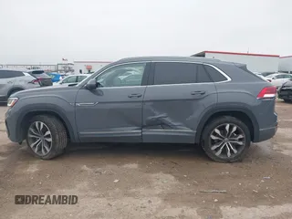 2021 Volkswagen Atlas SEL Premium R-Line с VIN 1V2FE2CA1MC213764, выставлен на аукционе IAAI как лот 41702906 с пробегом 48 957 миль миль и . История ставок и продаж доступна на DreamBid. Изображение 14.