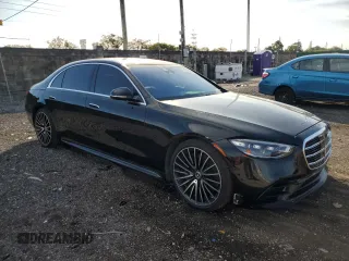 2022 Mercedes-Benz S-Class S 500 with VIN W1K6G6DBXNA166358, listed as a Copart auction lot 87015084 with 32,424 mi miles and Salvage Title. Bid and sale history available at carsss.com. Image 4.