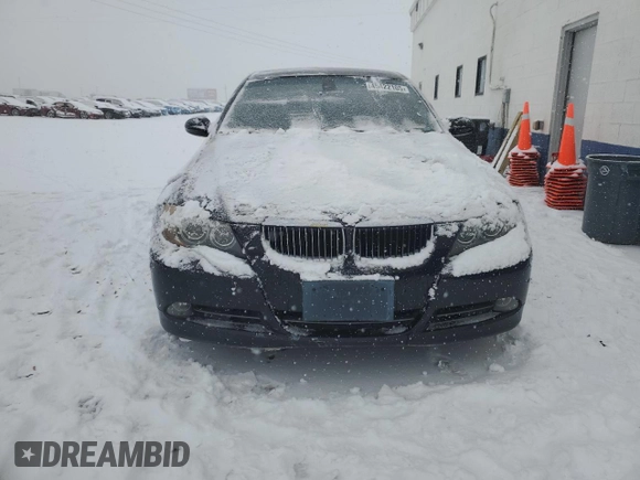 2006 BMW 3 Series 330xi with VIN WBAVD33566KV68069, listed as a Copart auction lot 45422105 with 0 mi miles and Clean Title. Bid and sale history available at carsss.com. Image 5.