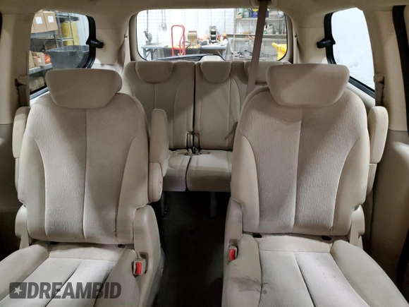2009 Kia Sedona LX with VIN KNDMB233X96300720, listed as a Copart auction lot 52724825 with 134,502 mi miles and Clean Title. Bid and sale history available at carsss.com. Image 10.