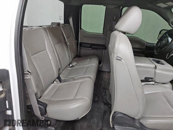 2018 Ford F-150 XL z VIN 1FTFX1E54JFD96724, wystawiony jako Copart lot #58981505 z przebiegiem 149 534 mil mil oraz Czysty tytuł • Clean title. Historia ofert i sprzedaży dostępna na DreamBid. Obrazek 10.