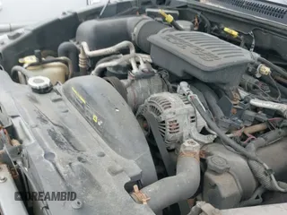 2005 Dodge Dakota z VIN 1D7HW22N85S140207, wystawiony jako IAAI lot #42644745 z przebiegiem 137 990 mil mil oraz . Historia ofert i sprzedaży dostępna na DreamBid. Obrazek 12.