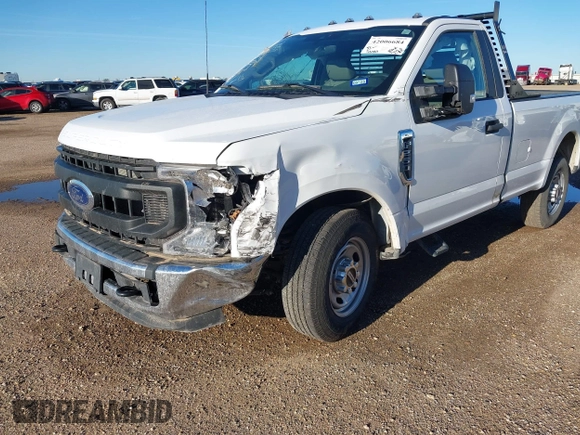 2022 Ford F-250 XL z VIN 1FTBF2A67NEG45826, wystawiony jako IAAI lot #42006684 z przebiegiem 53 561 mil mil oraz . Historia ofert i sprzedaży dostępna na DreamBid. Obrazek 6.