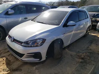 2018 Volkswagen Golf GTI S with VIN 3VW547AUXJM290814, listed as a Copart auction lot 41943153 with 25,153 mi miles. Bid and sale history available at carsss.com. Image 1.