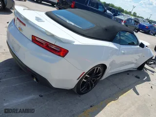 2018 Chevrolet Camaro 2LT with VIN 1G1FD3DS0J0130656, listed as a IAAI auction lot 41898676 with 104,235 mi miles. Bid and sale history available at carsss.com. Image 4.