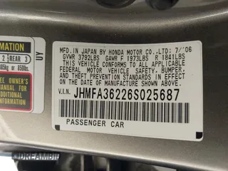 2006 Honda Civic z VIN JHMFA36226S025687, wystawiony jako IAAI lot #41637168 z przebiegiem 185 364 mil mil oraz . Historia ofert i sprzedaży dostępna na DreamBid. Obrazek 9.