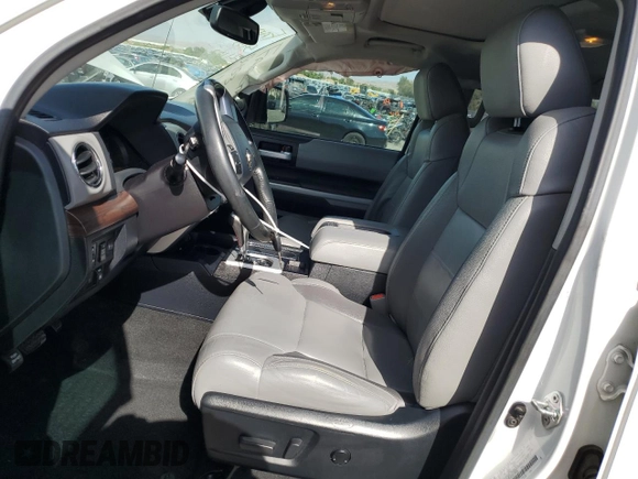 2019 Toyota Tundra SR5 z VIN 5TFHY5F14KX791524, wystawiony jako Copart lot #54489585 z przebiegiem 84 222 mil mil oraz Szkoda całkowita • Salvage title. Historia ofert i sprzedaży dostępna na DreamBid. Obrazek 7.